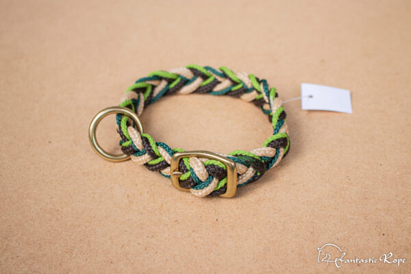 Halsband_Sweet-Trixie_Einzelstueck_01_web Halsband_Sweet-Trixie_Einzelstueck_01_web