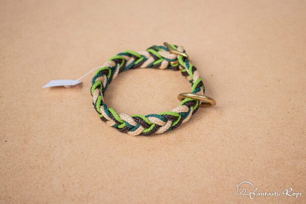 Halsband_Sweet-Trixie_Einzelstueck_02_web Halsband_Sweet-Trixie_Einzelstueck_02_web